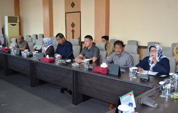 Ruang Rapat DPRD Kab. Belitung Timur, Senin 29 Januari 2018