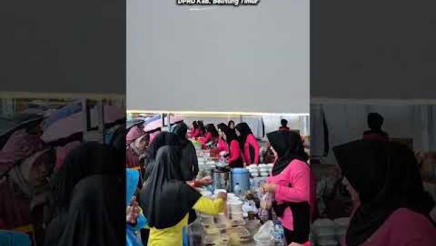 Embedded thumbnail for Kegiatan Jalan Santai yang digelar oleh Polres Belitung Timur dalam rangka memperingati Hari Ulang Tahun Bhayangkara ke-79